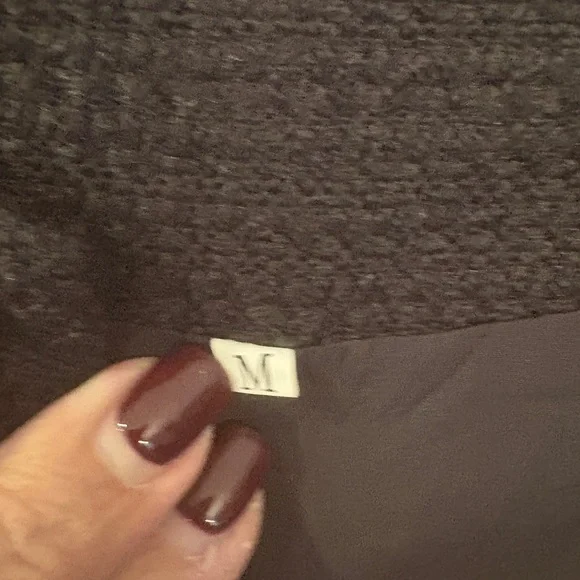 NWT Elegant Black Sleeveless Vest - Picture 4 of 9